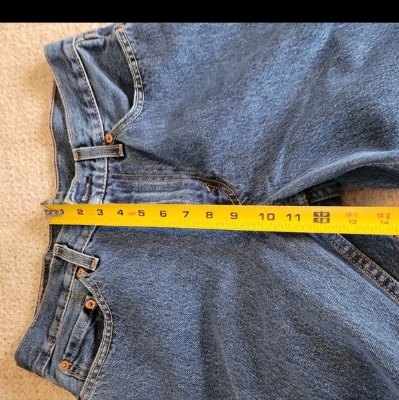 Vintage Levi’s 550 jeans - Picture 7 of 8
